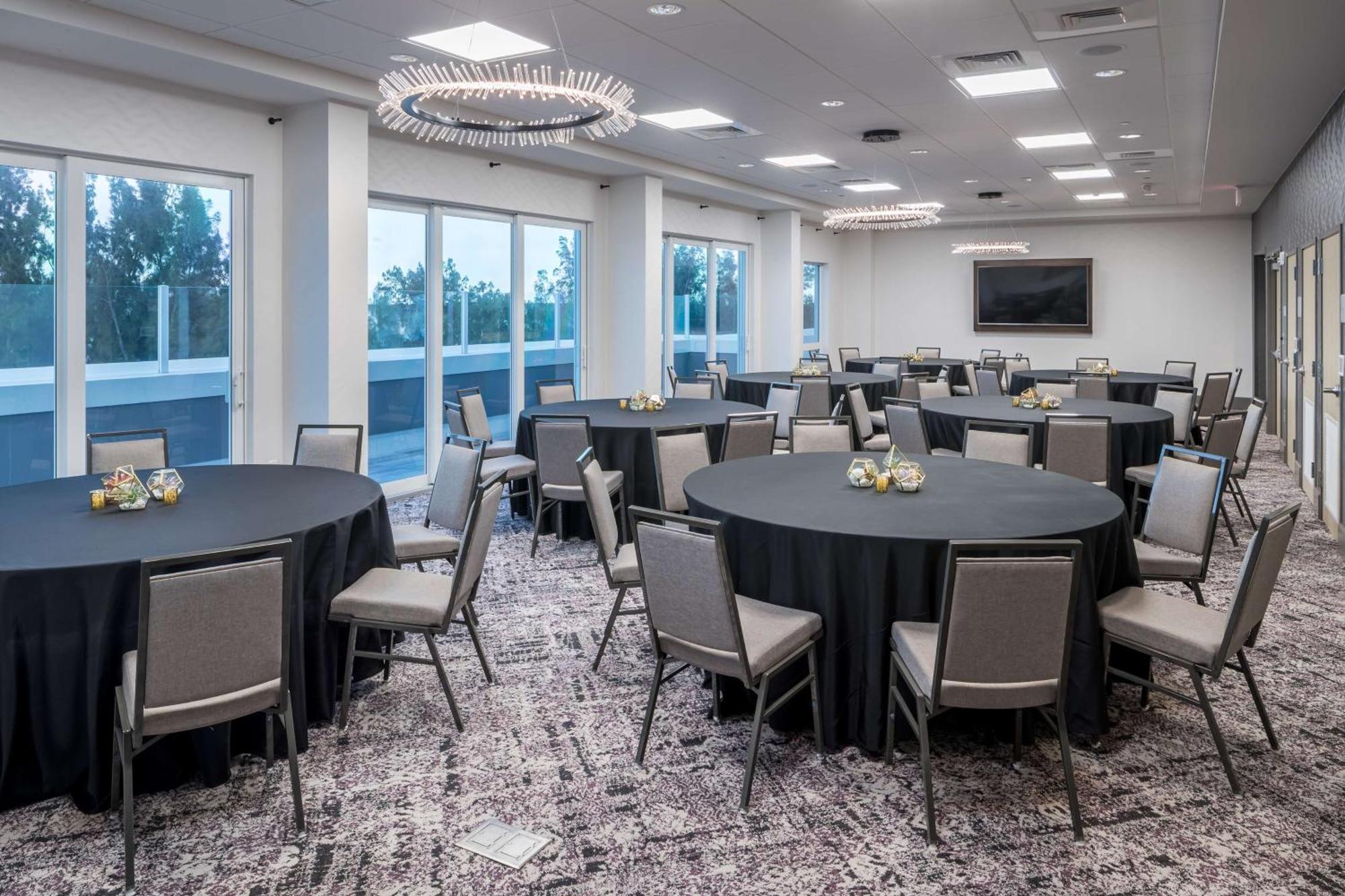 Home2 Suites By Hilton Cape Canaveral Cruise Port Kültér fotó