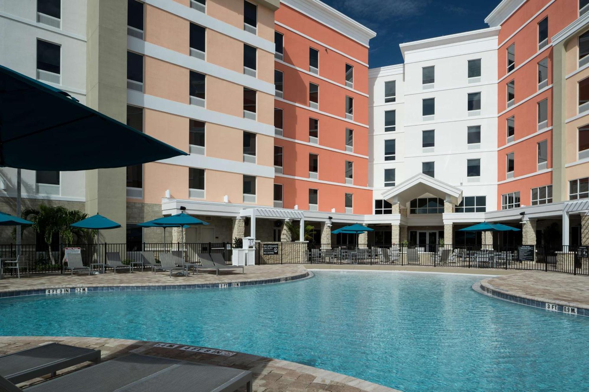 Home2 Suites By Hilton Cape Canaveral Cruise Port Kültér fotó