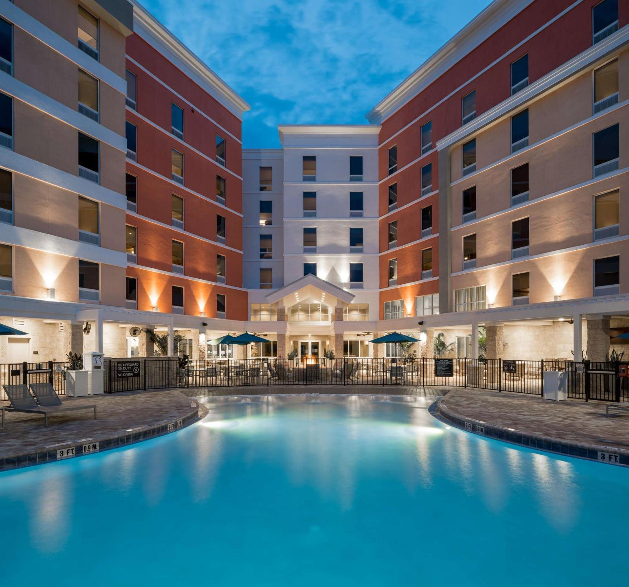 Home2 Suites By Hilton Cape Canaveral Cruise Port Kültér fotó